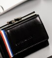 Malá, kožená peňaženka pre ženy so systémom RFID Protect — Peterson