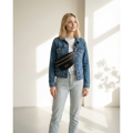 Malá čierna dámska crossbody taška z ekologickej kože na zips s nastaviteľným popruhom