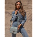 Módna zelená dámska crossbody kabelka z ekokože