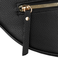 Malá čierna dámska crossbody taška z ekologickej kože na zips s nastaviteľným popruhom