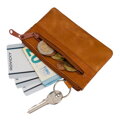 Skórzane etui na klucze w jasnobrązowym kolorze zamykane suwakiem