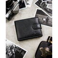 Zestaw prezentowy: skórzany, poziomy portfel męski w czarnym kolorze z systemem RFID i pasek ze skóry ekologicznej - Peterson
