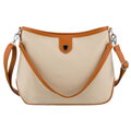 Praktyczna torebka damska z poliestru i skóry ekologicznej w kolorze ecru, zamykana suwakiem - Peterson