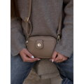 Štýlová malá crossbody kabelka s nastaviteľným popruhom - Rovicky