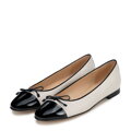 Baleriny z naturalnej skóry z ozdobną kokardą czarno - beżowe 102-D-104-9