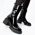 Damskie botki skórzane z monogramem czarno - srebrne 99-D-500-1L