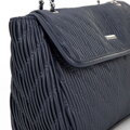 Crossbody z ekoskóry na łańcuszku granatowa 99-4Y-634-7