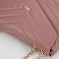Dámska crossbody na retiazke z ekokože ružová 99-4Y-514-P