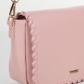 Damska crossbody z obszytą klapą różowa 100-4Y-235-P