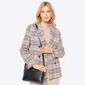 Damska torebka crossbody ze skóry w przeszycia czarna 100-4E-629-1