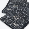 Damskie rękawiczki z tkaniny bouclé czarno-białe 47-6A-005-1X