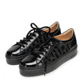 Damskie sneakersy ze skóry naturalnej w motyw panterki czarne 101-D-108-1