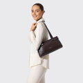 Elegancka bagietka damska ze skóry naturalnej ciemny brąz 103-4E-610-4