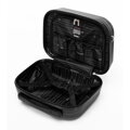 Kosmetyczka z ABS-u w poziome tłoczenie czarna 56-3A-004-11