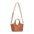 Kuferek damski z ekoskóry z okrągłymi rączkami brązowy 102-4Y-905-5