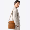 Crossbody taška z imitácie kože s nastaviteľným pásom hnedá Wittchen 100-4P-914-5