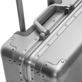Mała walizka z aluminium na kółkach srebrna 56-3H-101-12M