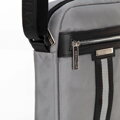 Pánska crossbody taška s dekoratívnou stuhou sivá 100-4U-905-8