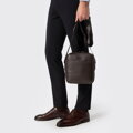 Pánska crossbody taška zo zrnitej pravej kože hnedá Wittchen 29-4U-307-4