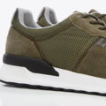 Męskie sneakersy zamszowe z elastycznymi wstawkami zielone 96-M-513-Z