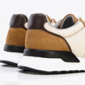 Męskie sneakersy zamszowe z elastycznymi wstawkami brązowe 96-M-513-5