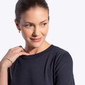 Dámsky tmavomodrý krátky sveter z viskózy a nylonu s krátkym rukávom 29-99-004-N