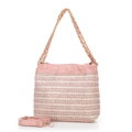 Pleciona torebka crossbody z łańcuszkami różowa 100-4Y-427-P