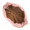 Pleciona torebka crossbody z łańcuszkami różowa 100-4Y-427-P