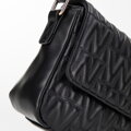 Dámska crossbody kabelka s prešívaním, čierna 99-4Y-623-1