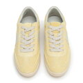 Zamszowe sneakersy z kontrastowymi wstawkami z ekoskóry żółte 100-D-351-Y