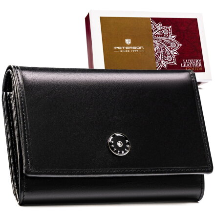 Skórzany portfel damski w czarnym kolorze zamykany klapką na zatrzask - Peterson