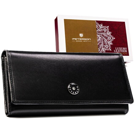 Duży portfel damski ze skóry naturalnej w czarnym kolorze zamykany klapką na zatrzask - Peterson