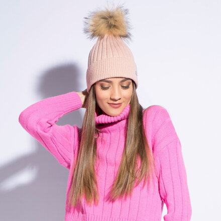 Damska czapka z błyszczącą nitką jasny róż 95-HF-009-P