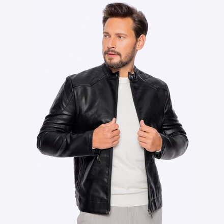 Męska kurtka z ekoskóry z pikowaniem na ramionach czarna 97-9P-155-1