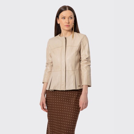 Damska kurtka skórzana z baskinką kremowa 102-09-401-0