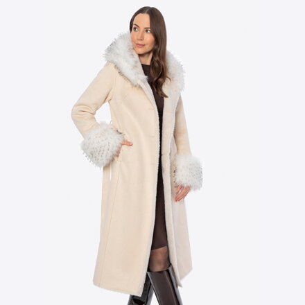 Płaszcz damski z kołnierzem i mankietami ze sztucznego futra kremowy 101-9W-002-0