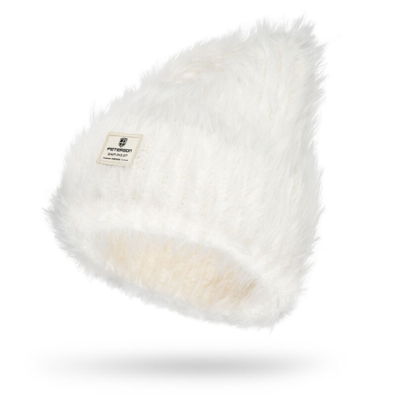 Biała czapka damska beanie wykonana z nylonu, pokryta fakturą imitującą futerko - Peterson Biała czapka damska beanie wykonana z nylonu, pokryta fakturą imitującą futerko - Peterson