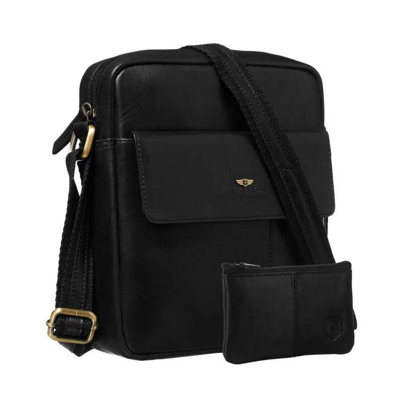 Listonoszka męska ze skóry naturalnej w czarnym kolorze, zamykana suwakiem i na magnes - Peterson