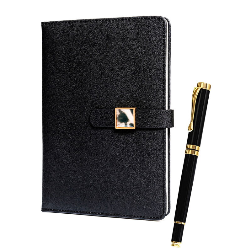 Zestaw prezentowy: czarny notes w linie z magnetycznym zapięciem i długopis z czarnym wkładem - Peterson Zestaw prezentowy: czarny notes w linie z magnetycznym zapięciem i długopis z czarnym wkładem - Peterson