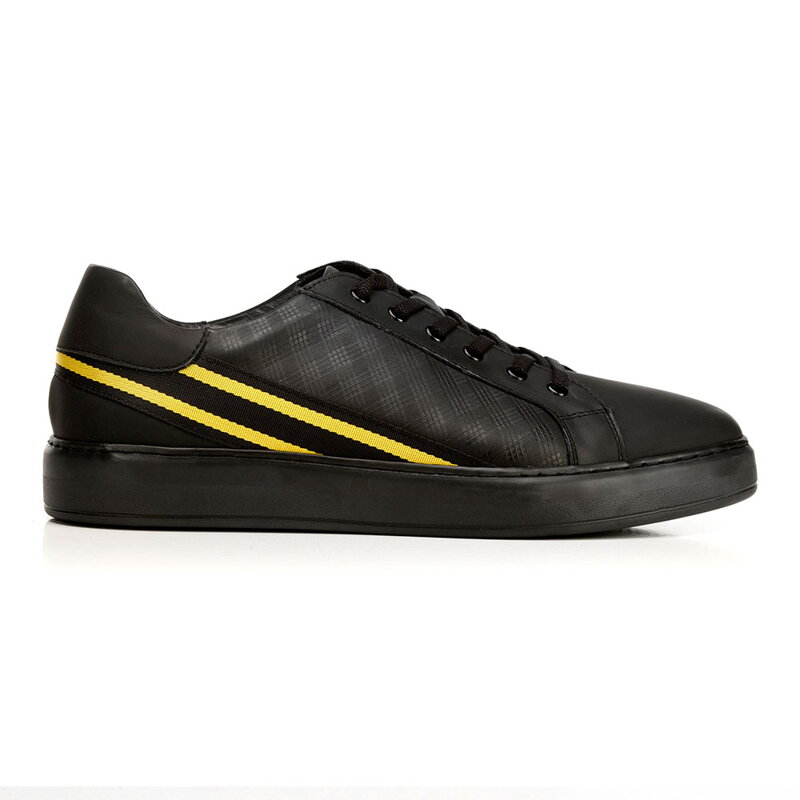 Męskie sneakersy ze skóry z kontrastowymi paskami czarno-żółte 92-M-511-1 Męskie sneakersy ze skóry z kontrastowymi paskami czarno-żółte 92-M-511-1