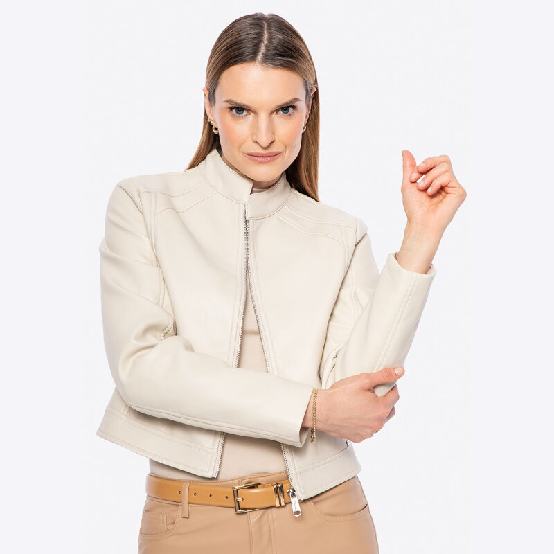 Damska kurtka z ekoskóry klasyczna beżowa 100-9P-105-9