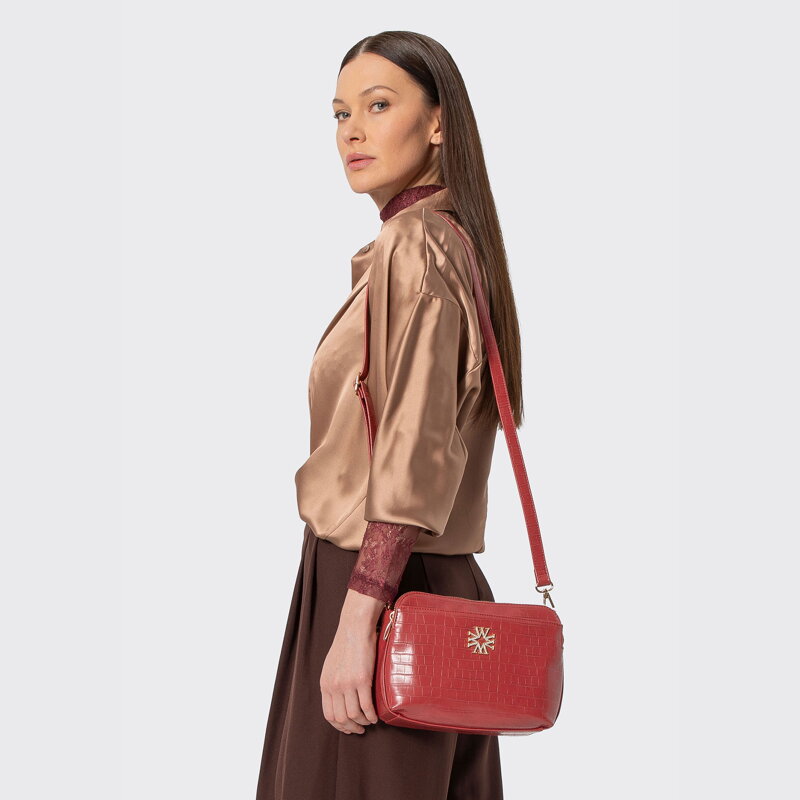 Dámska kabelka cez rameno z ekokože s tromi priehradkami červená 29-4Y-017-B3