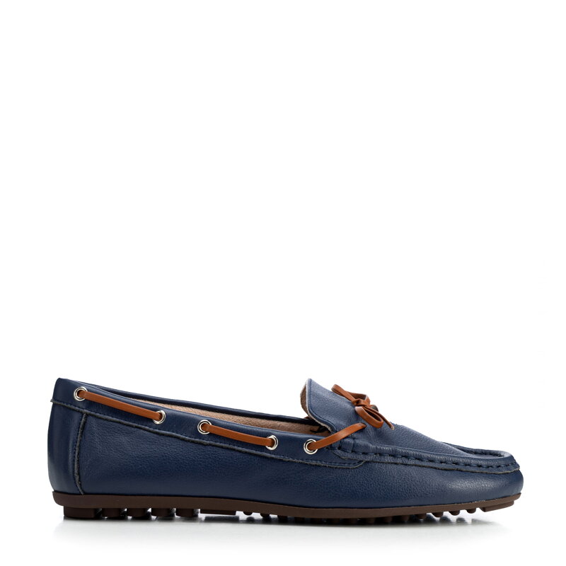 Damskie mokasyny ze skóry z rzemykiem granatowo - brązowe 100-D-503-N