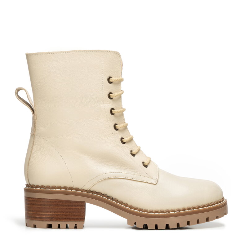 Damskie trapery ze skóry naturalnej klasyczne kremowe 101-D-300-0