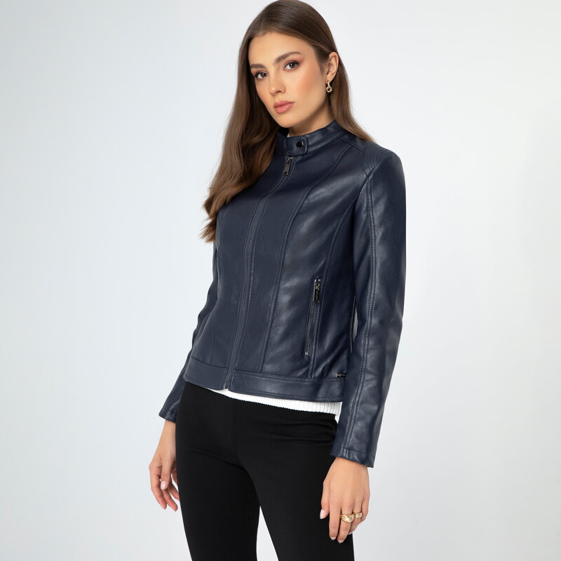Damska kurtka ze skóry ekologicznej taliowana granatowa 99-9P-104-N