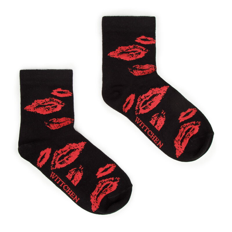 Damskie skarpetki w pocałunki 94-SD-002-X1