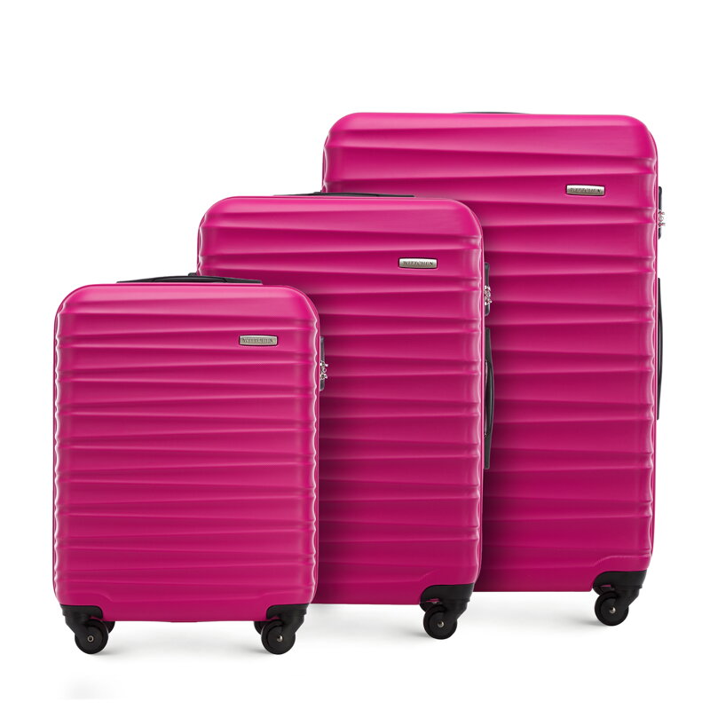 Zestaw walizek z ABS-u z żebrowaniem 56-3A-31S-34 Zestaw walizek z ABS-u z żebrowaniem 56-3A-31S-34